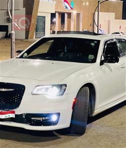 کرایسلەر 300